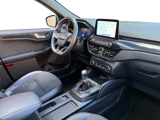 Ford Kuga - Afbeelding 27 van 30