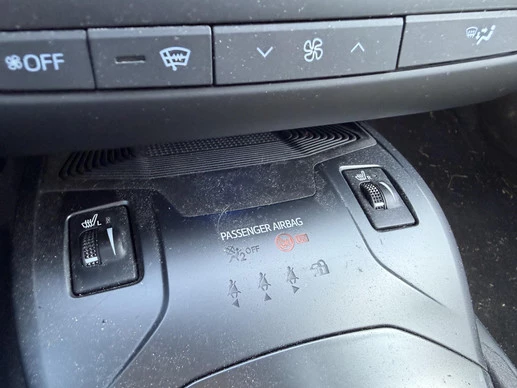 Toyota Avensis - Afbeelding 18 van 29