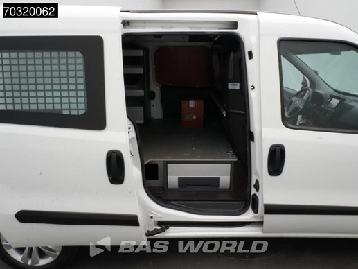 Opel Combo - Afbeelding 10 van 30