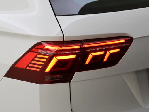Volkswagen Tiguan - Afbeelding 11 van 30