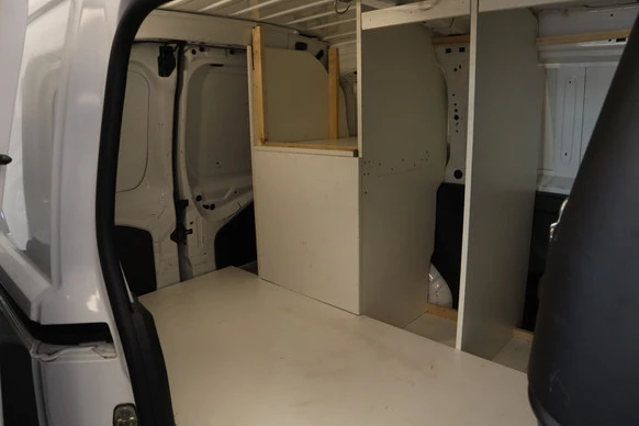 Peugeot Partner - Afbeelding 19 van 21