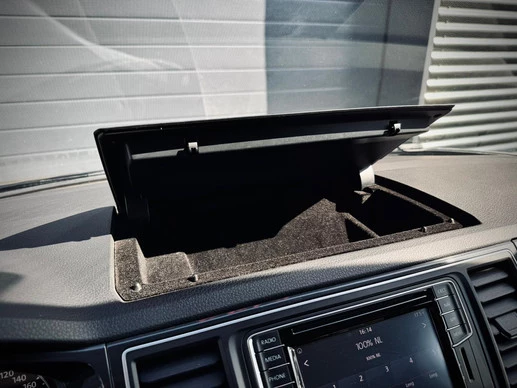 Volkswagen Transporter - Afbeelding 28 van 30