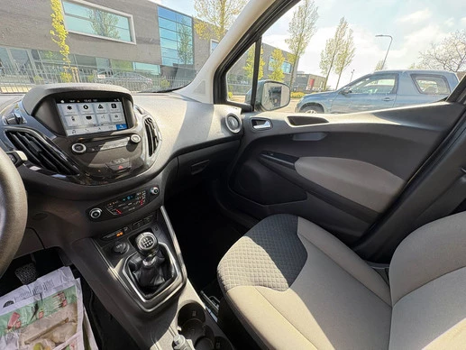 Ford Tourneo Courier - Afbeelding 13 van 28