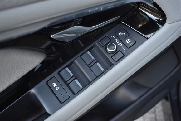 Land Rover Range Rover Evoque - Afbeelding 24 van 30