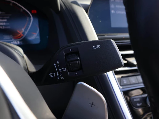 BMW 8 Serie - Afbeelding 13 van 30
