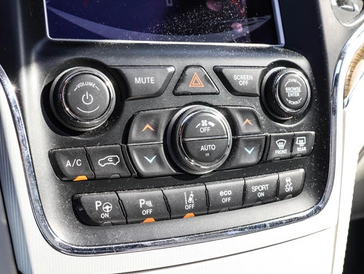 Jeep Grand Cherokee - Afbeelding 13 van 30