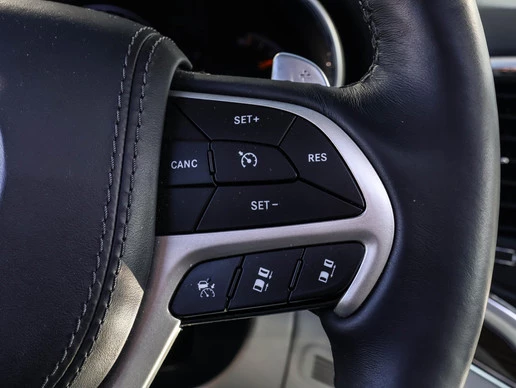 Jeep Grand Cherokee - Afbeelding 15 van 30