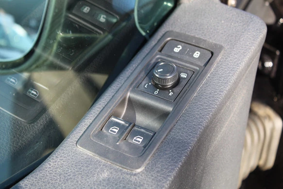 Volkswagen Transporter - Afbeelding 24 van 28