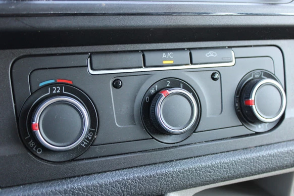 Volkswagen Transporter - Afbeelding 17 van 26