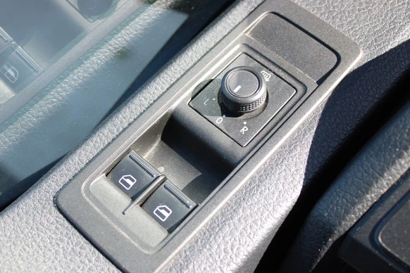 Volkswagen Transporter - Afbeelding 21 van 26