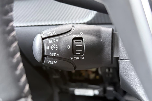 Peugeot e-208 - Afbeelding 18 van 30