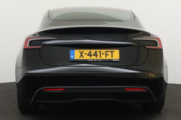 Tesla Model 3 - Afbeelding 4 van 30