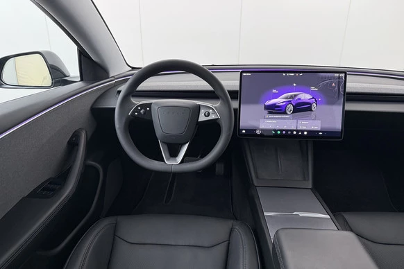Tesla Model 3 - Afbeelding 7 van 30
