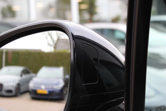 Porsche Macan - Afbeelding 28 van 30