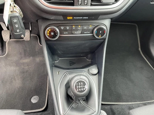 Ford Fiesta - Afbeelding 19 van 30