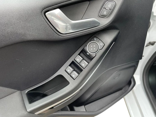 Ford Fiesta - Afbeelding 28 van 30