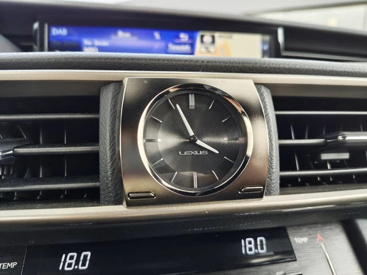 Lexus IS - Afbeelding 17 van 30