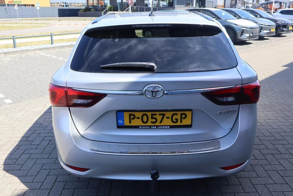 Toyota Avensis - Afbeelding 4 van 30