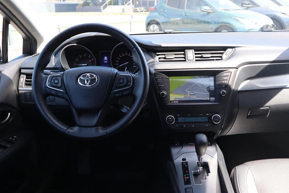 Toyota Avensis - Afbeelding 18 van 30