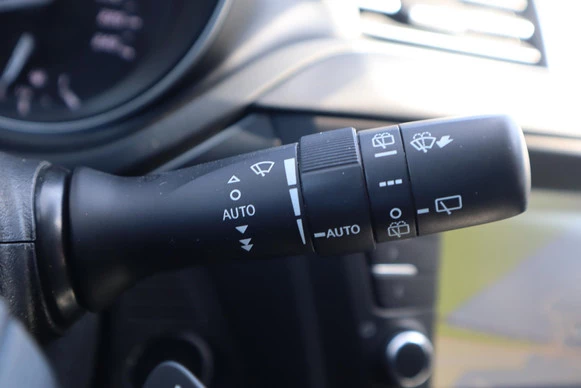 Toyota Avensis - Afbeelding 28 van 30