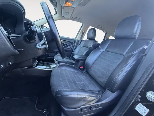 Mitsubishi Outlander - Afbeelding 14 van 30