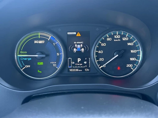 Mitsubishi Outlander - Afbeelding 24 van 30