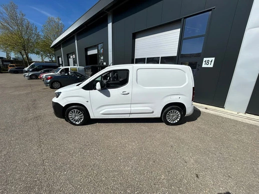 Peugeot Partner - Afbeelding 2 van 16