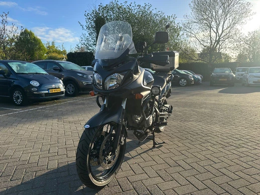 Suzuki V-Strom - Afbeelding 1 van 16