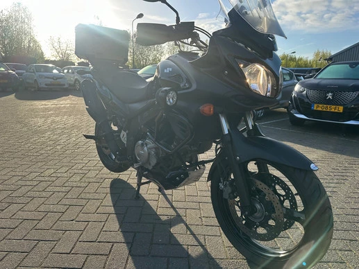 Suzuki V-Strom - Afbeelding 14 van 16