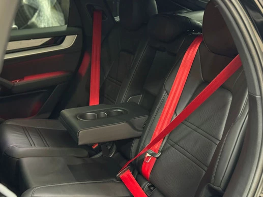 Porsche Cayenne - Afbeelding 15 van 27