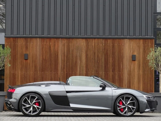 Audi R8 - Afbeelding 3 van 30