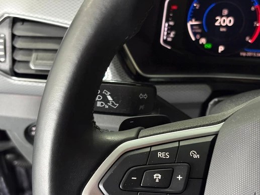 Volkswagen T-Cross - Afbeelding 26 van 30