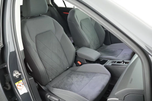 Volkswagen Golf - Afbeelding 2 van 30