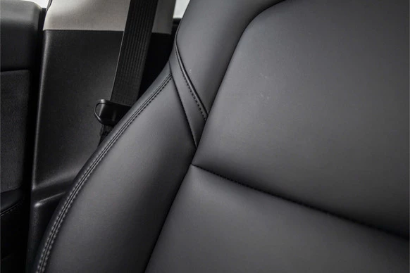 Tesla Model 3 - Afbeelding 26 van 30