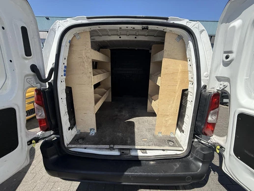 Opel Combo - Afbeelding 13 van 19