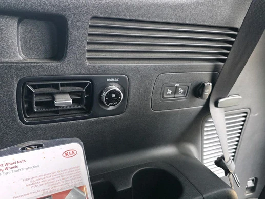 Kia Sorento - Afbeelding 25 van 30