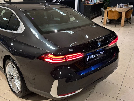BMW i5 - Afbeelding 11 van 30