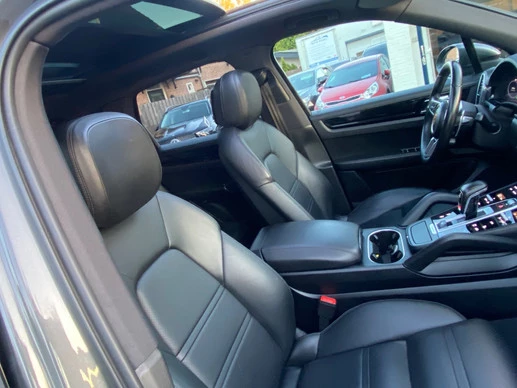 Porsche Cayenne - Afbeelding 8 van 24