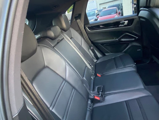Porsche Cayenne - Afbeelding 9 van 24