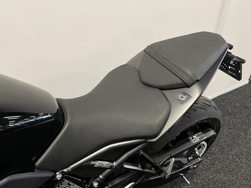 Suzuki GSX - Afbeelding 18 van 20