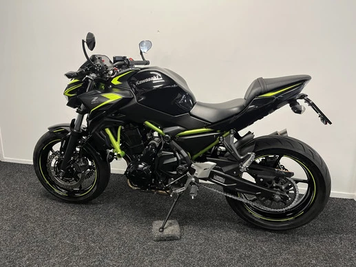 Kawasaki Z650 - Afbeelding 14 van 21