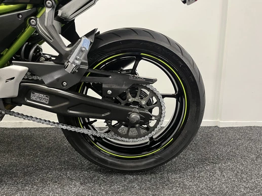 Kawasaki Z650 - Afbeelding 17 van 21