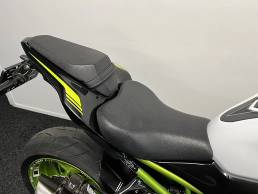 Kawasaki Z900 - Afbeelding 9 van 20