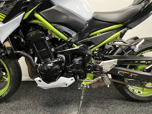 Kawasaki Z900 - Afbeelding 15 van 20