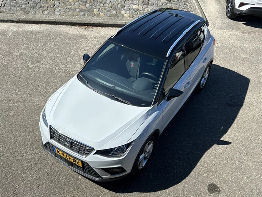 SEAT Arona - Afbeelding 2 van 30