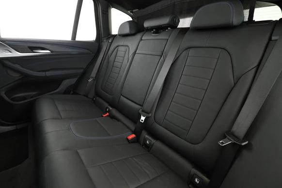 BMW iX3 - Afbeelding 28 van 30