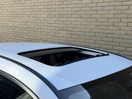 Mercedes-Benz EQC - Afbeelding 8 van 30