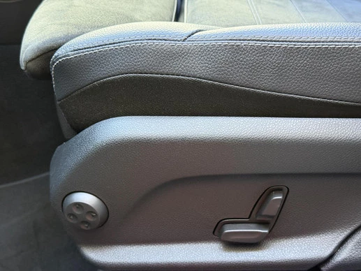 Mercedes-Benz EQC - Afbeelding 27 van 30