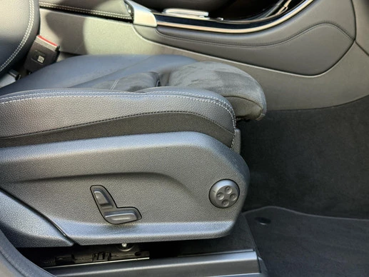 Mercedes-Benz EQC - Afbeelding 28 van 30