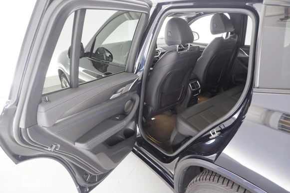 BMW iX3 - Afbeelding 17 van 30